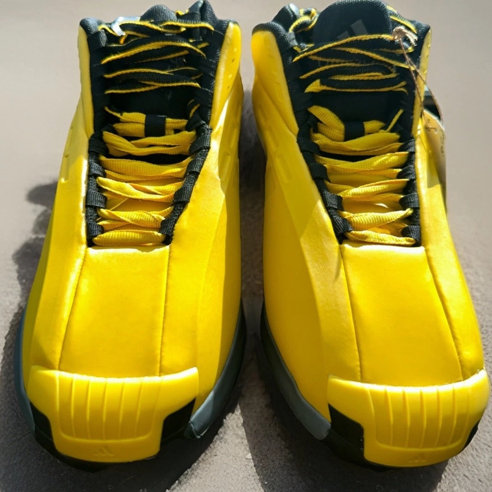 Adidas Originals Men's Crazy Kobe 1 Athletic Basketball Shoes Team Yellow GY3808